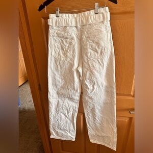 Wilder Belted High Rise Wide Leg Cropped Jeans in Vintage White